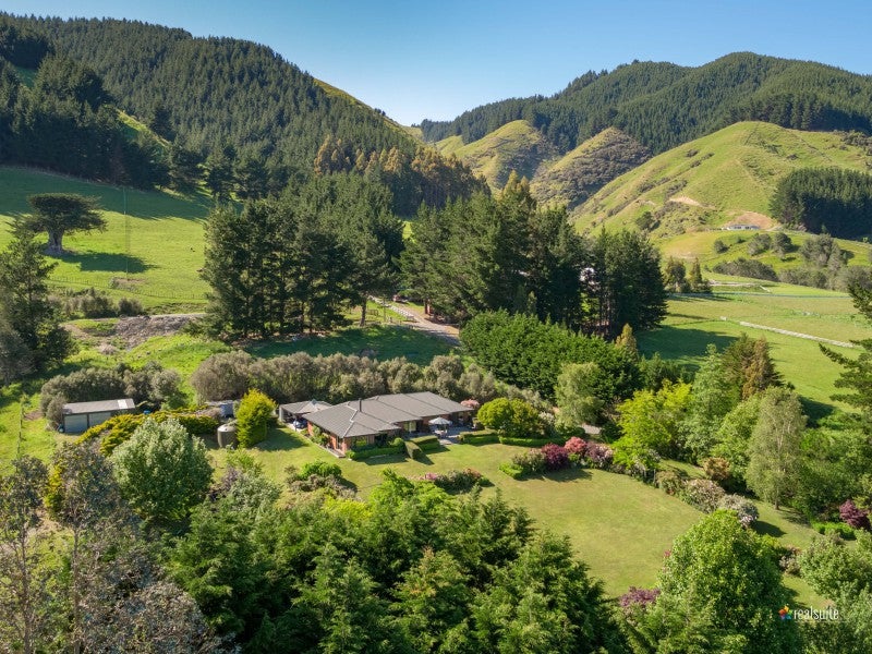 227B Whitemans Valley Road, Whitemans Valley, Upper Hutt - Carousel 1