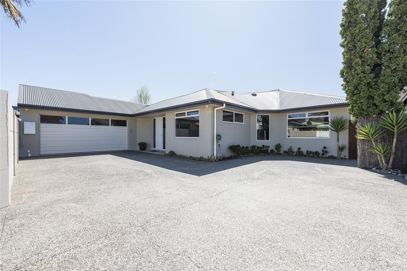14A Fulton Street, Springlands, Blenheim - Carousel 1