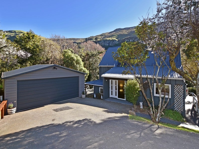 18 Evans Pass Road, Sumner, Christchurch - Carousel 2
