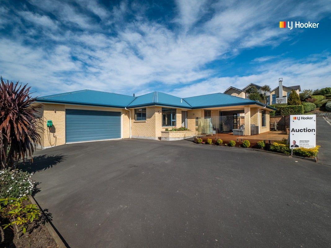 7 Holyport Close, Fairfield, Dunedin - Carousel 1