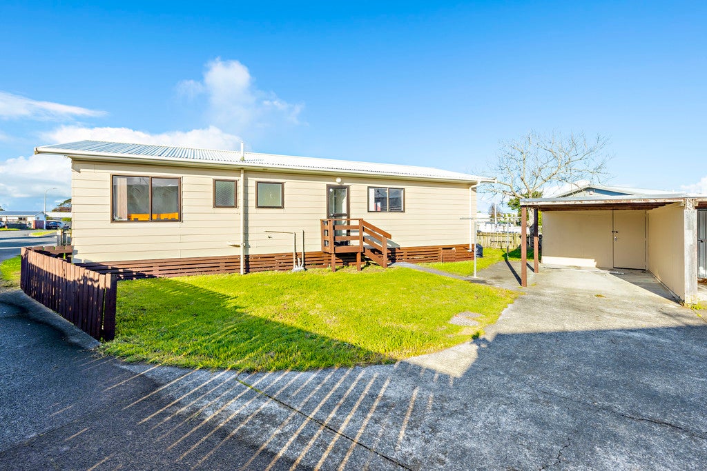 1/19 Templeton Place, Clendon Park, Auckland - Carousel 1