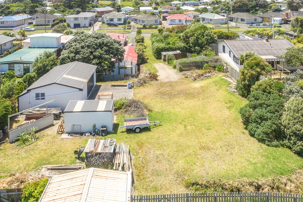 71 Matai Street, Castlecliff, Whanganui - Carousel 2