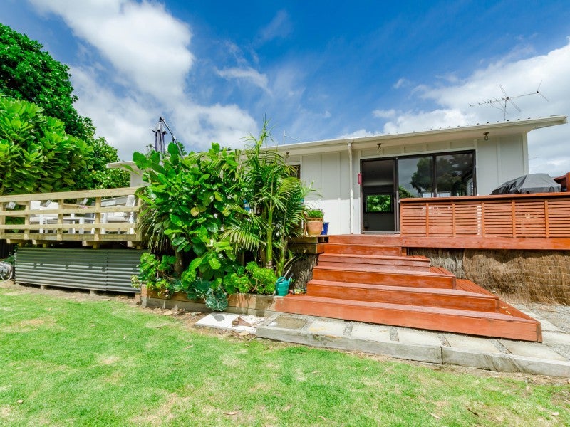 3B Campion Road, Waikanae Beach , Waikanae - Carousel 20