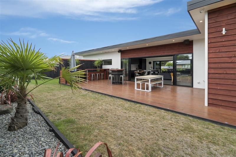 10 Munich Place, Bromley, Christchurch - Carousel 1