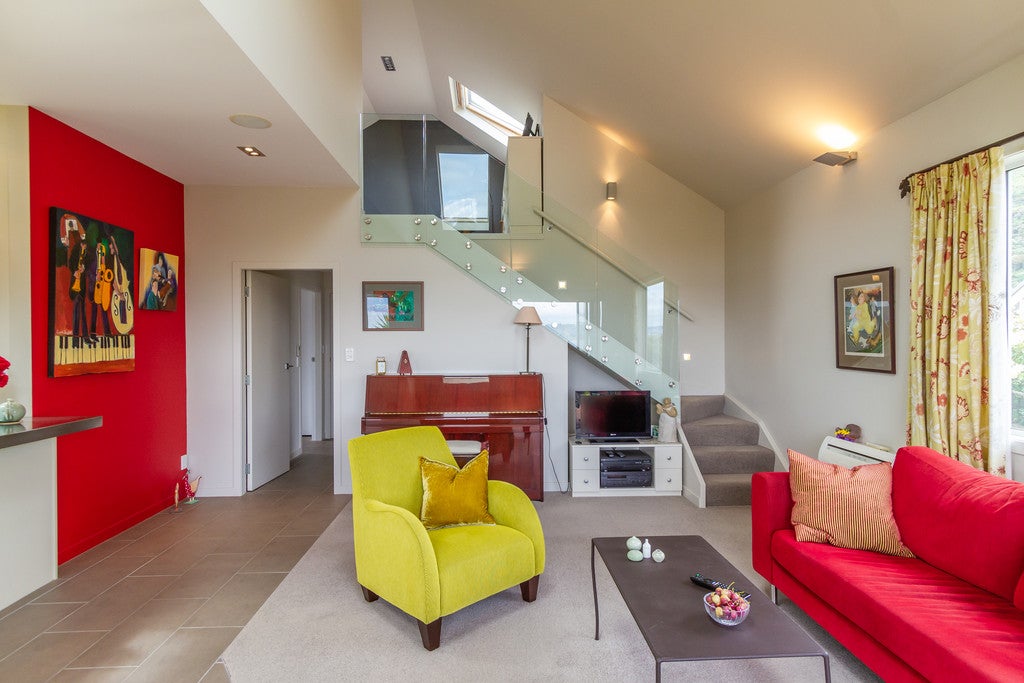 32 Miro Street, Eastbourne, Lower Hutt - Carousel 2