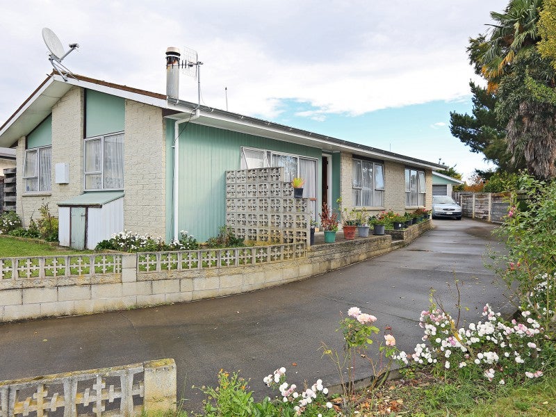 21 Stonehaven Street, Flaxmere, Hastings - Carousel 1