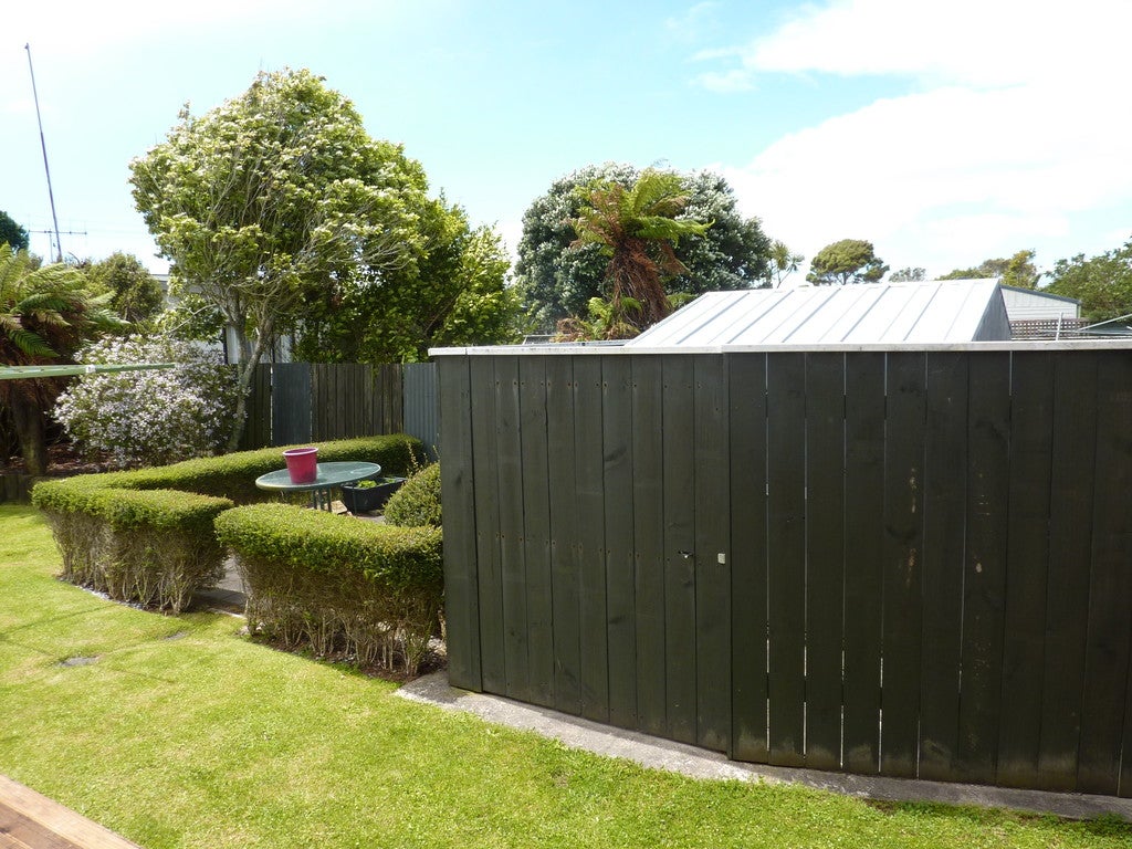 2 Martin Place, Carters Beach, Westport - Carousel 26