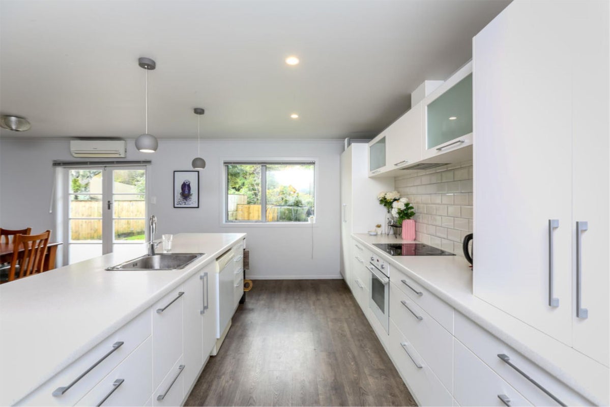 31A Elizabeth Place, Ferndale, New Plymouth - Carousel 1