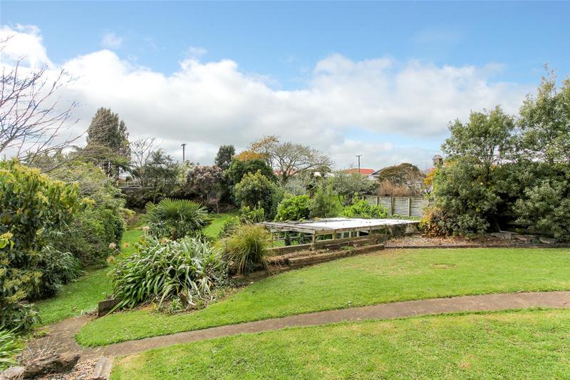 25A Rimu Street, Strandon, New Plymouth - Carousel 2