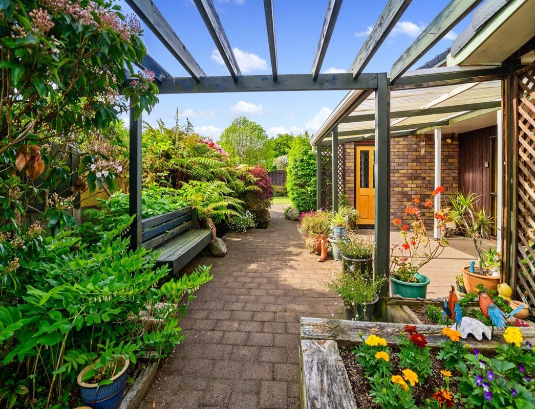 30 Malfroy Road, Victoria, Rotorua - Carousel 1