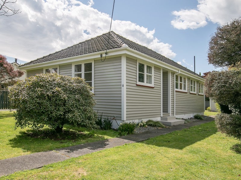 3 Papawai Road, Greytown - Carousel 2