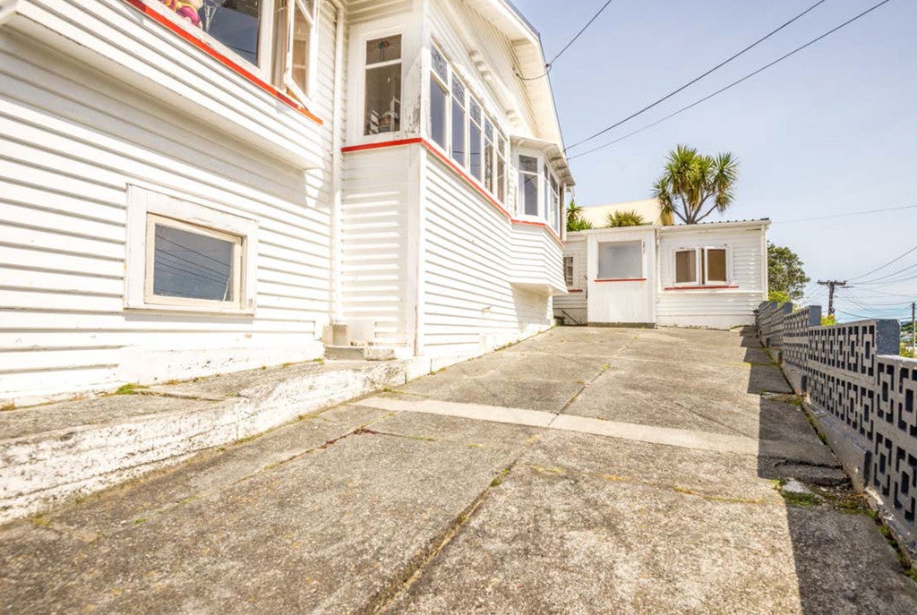 156 Darlington Road, Miramar, Wellington - Carousel 2