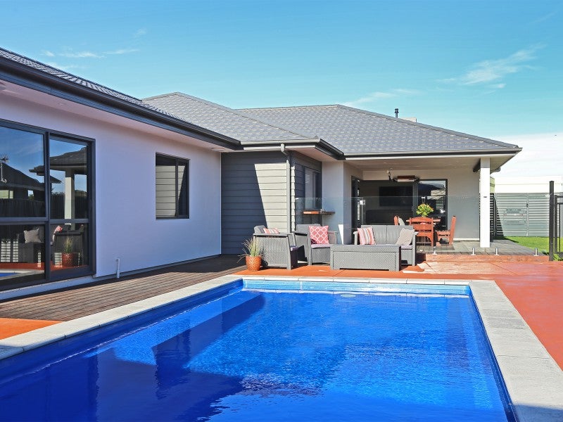 20 Aspiring Drive, Poraiti, Napier - Carousel 19