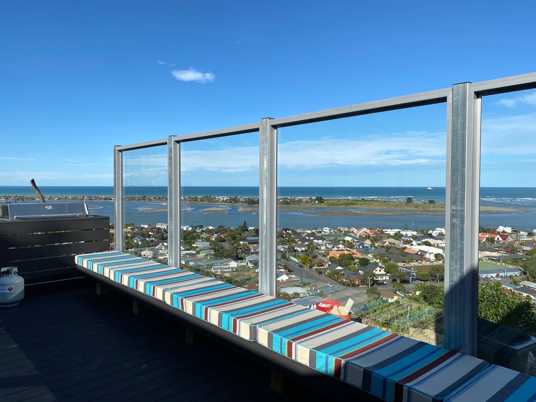 22A Glendevere Terrace, Redcliffs, Christchurch - Carousel 1