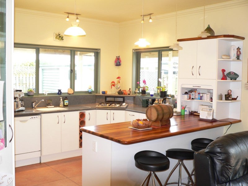 7 Teppett Place, Foxton Beach, Foxton - Carousel 2