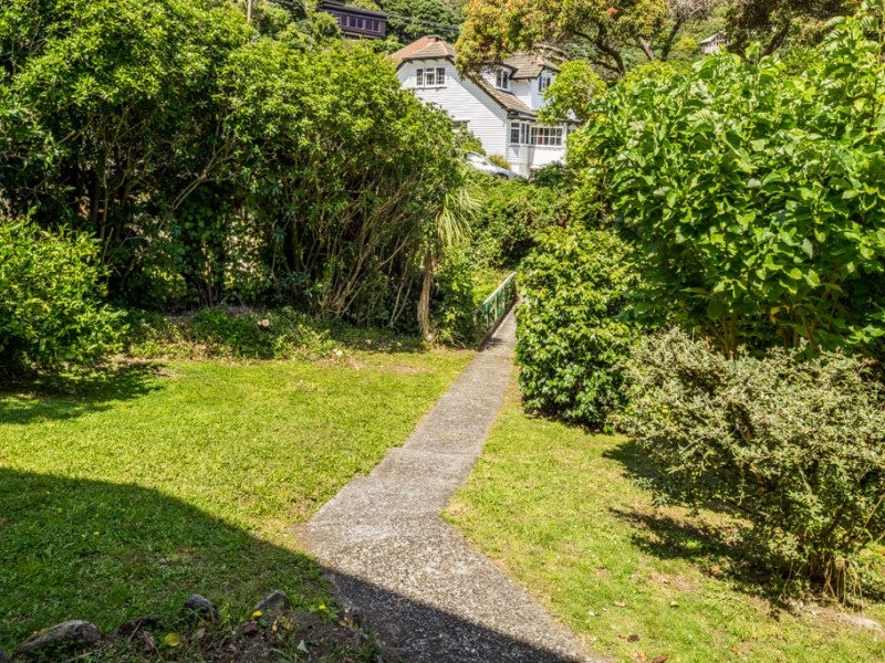 23 Rona Street, Eastbourne, Lower Hutt - Carousel 13