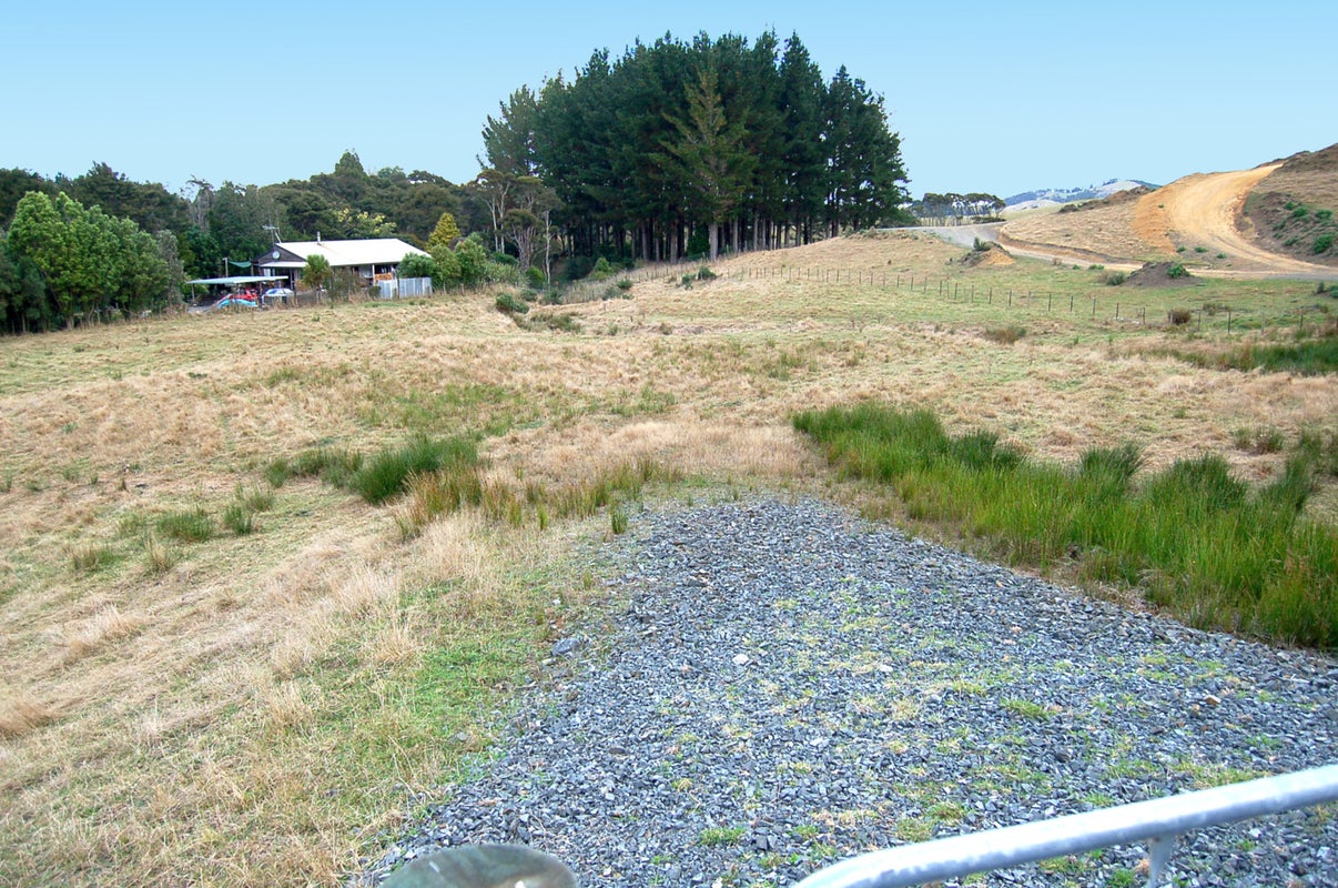 143 Highbrook Way, Whatawhata - Carousel 1