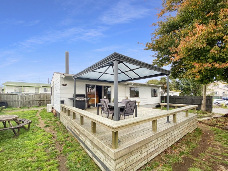 7 Pohutukawa Drive, Owhata, Rotorua - Carousel 1