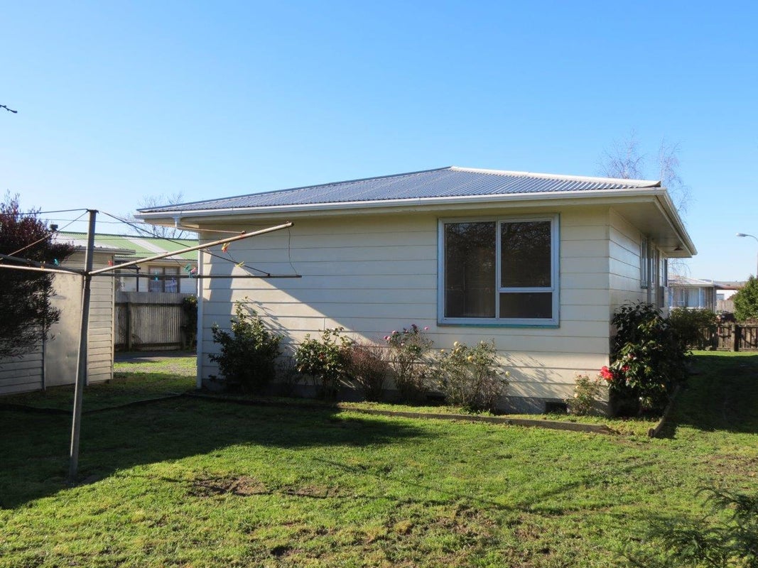 12 Okato Place, Kuripuni, Masterton - Carousel 2