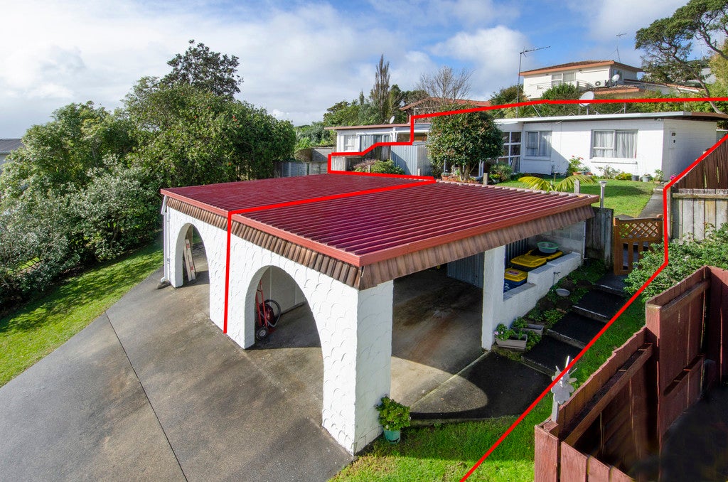 2/19 Hollyhock Place, Browns Bay, Auckland - Carousel 2
