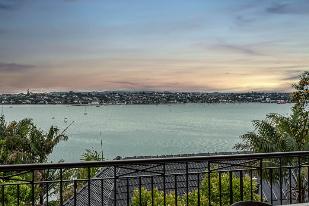 365 Riddell Road, Glendowie, Auckland - Carousel 1