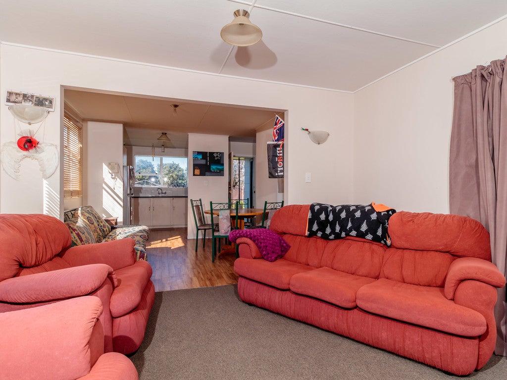 41 Diaz Drive, Flaxmere, Hastings - Carousel 2