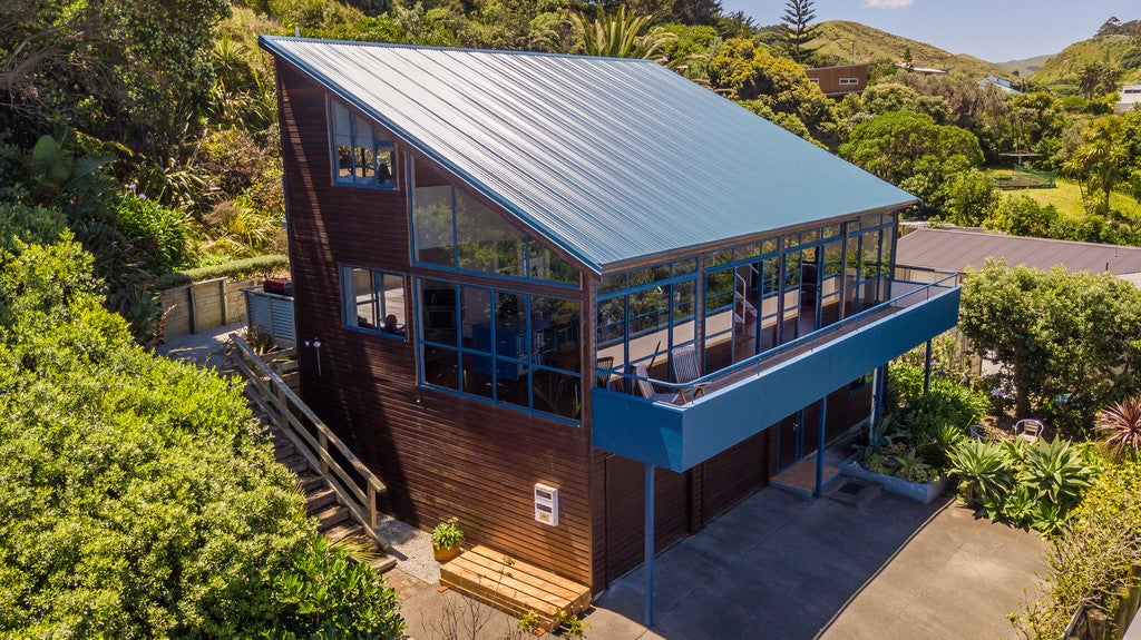 104A Moana Road, Okitu, Gisborne - Carousel 1