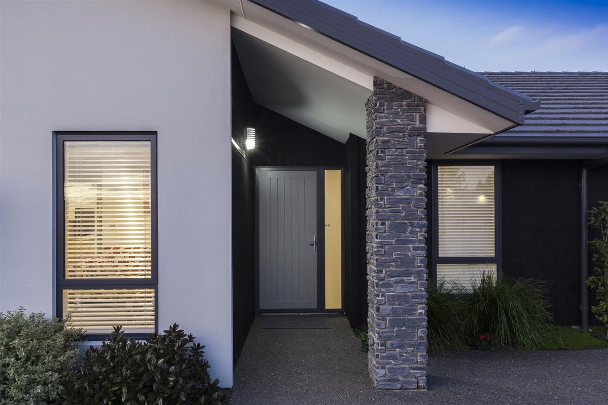 9 Kohunga Crescent, Bottle Lake, Christchurch - Carousel 2