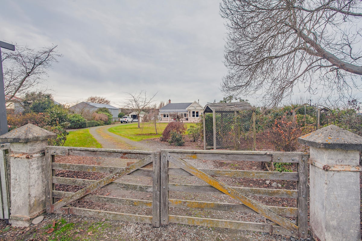 546 Waipopo Road, Seadown - Carousel 1