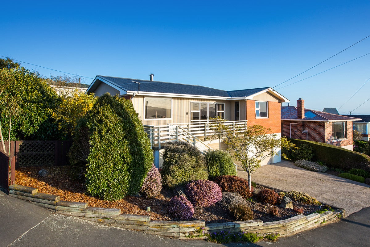 2 McKerrow Street, Shiel Hill, Dunedin - Carousel 1