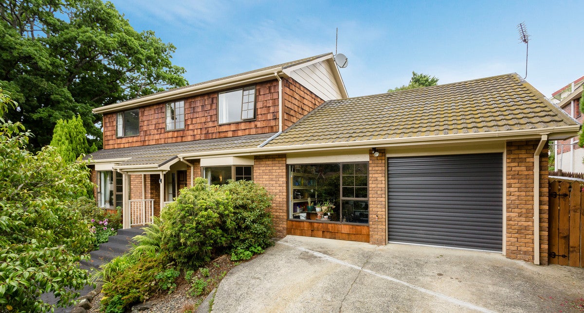43 Glenross Street, Glenross, Dunedin - Carousel 1