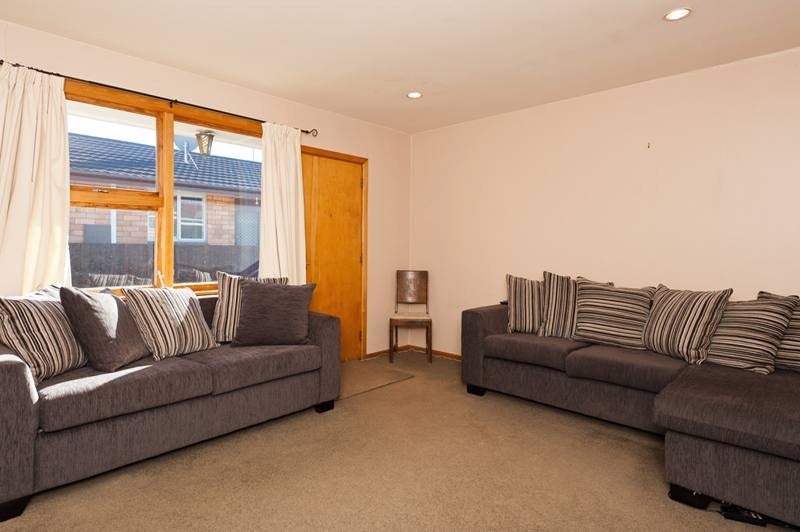 2/67 Trafalgar Street, St Albans, Christchurch - Carousel 2