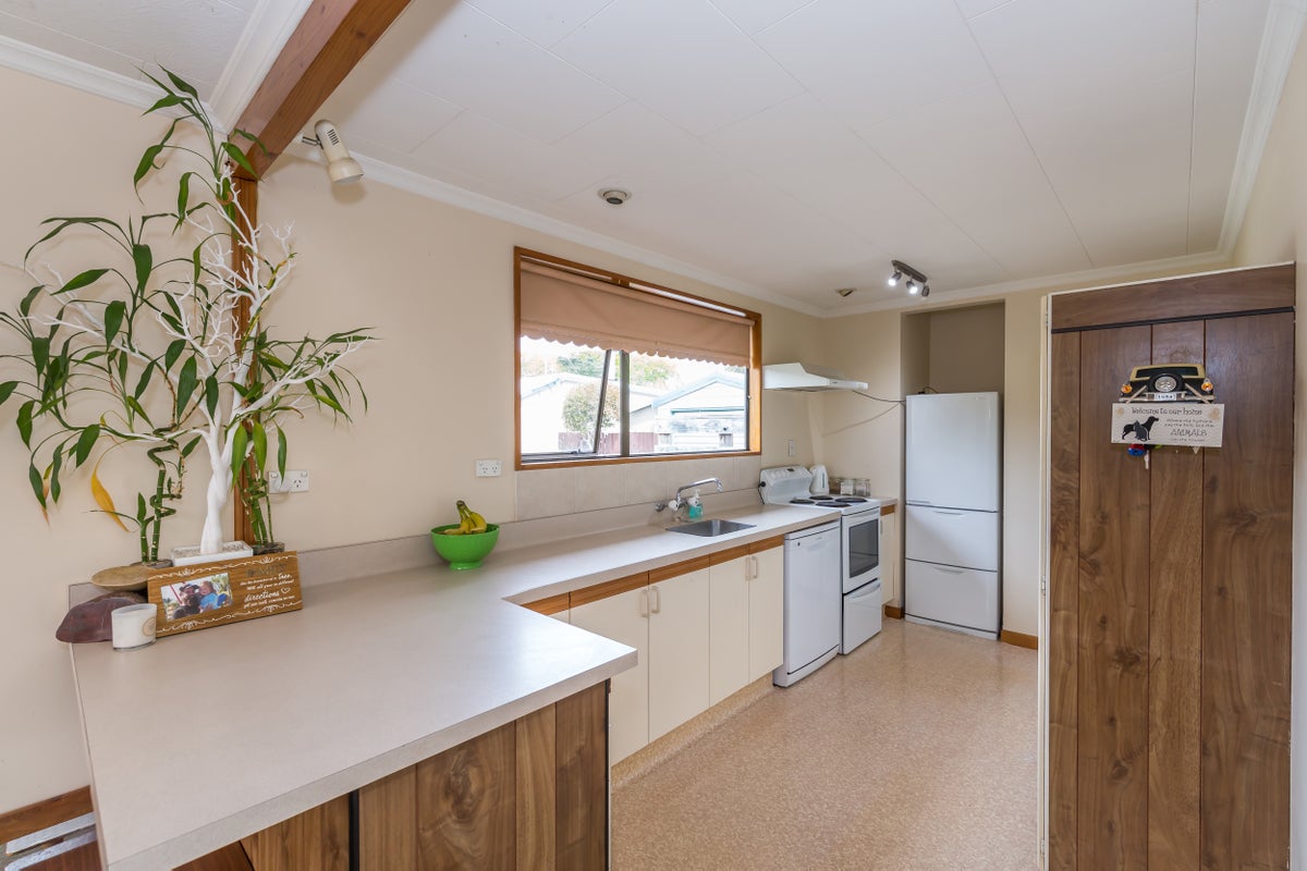 5 Ourbridge Street, Kainga, Christchurch - Carousel 2