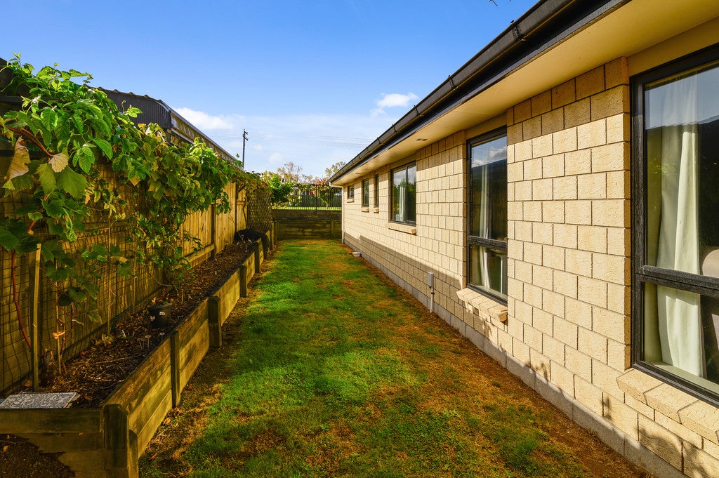 16 Kipling Crescent, Owhata, Rotorua - Carousel 19