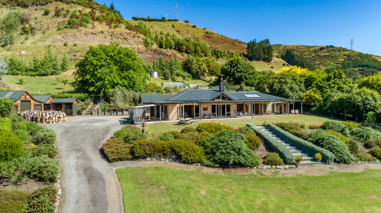 545 Hill Street South, Hope, Richmond - Carousel 2