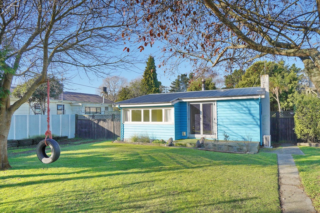 13 Stalkers Road, Woodend Beach, Kaiapoi - Carousel 1