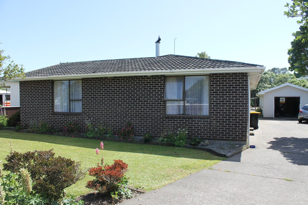 3 Ngahue Crescent, Carters Beach, Westport - Carousel 1