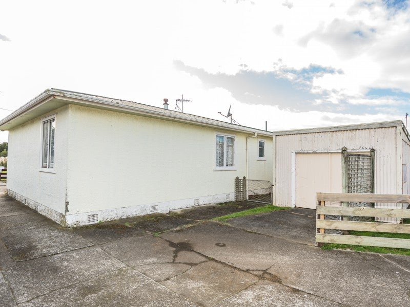 34 Titoki Street, Castlecliff, Whanganui - Carousel 2