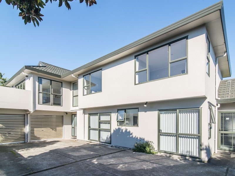 7 Nathan Avenue, Paraparaumu Beach, Paraparaumu - Carousel 1