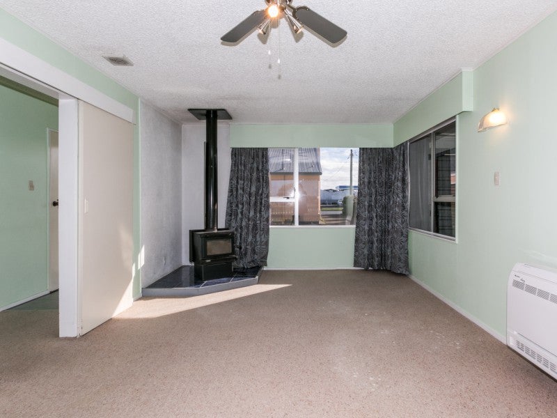2/171 Taradale Road, Pirimai, Napier - Carousel 2