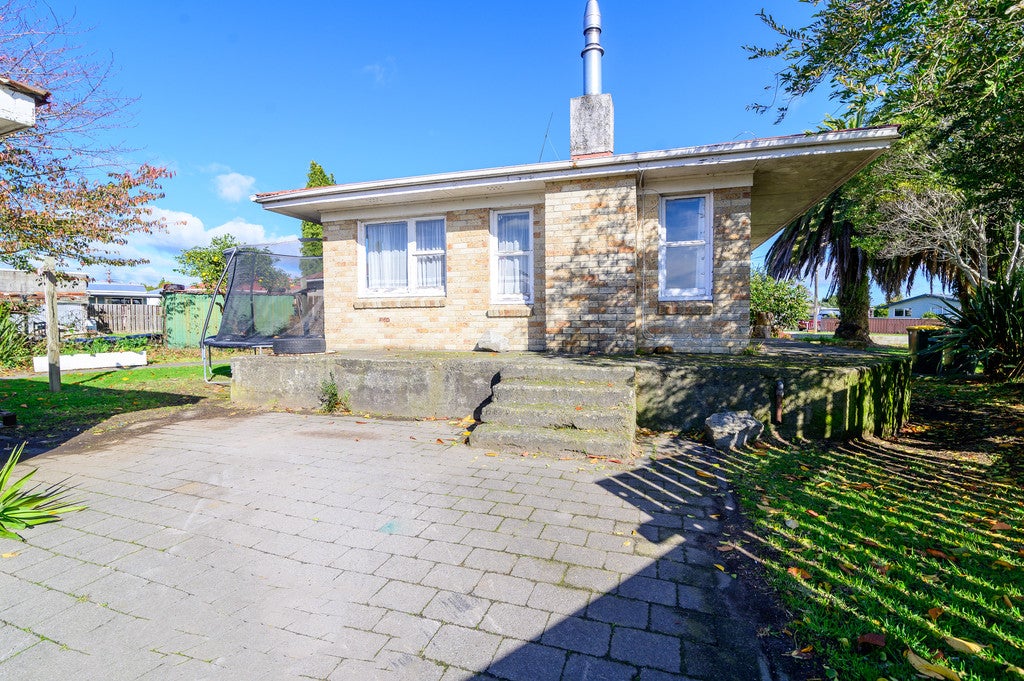 11 Sunrise Avenue, Owhata, Rotorua - Carousel 16