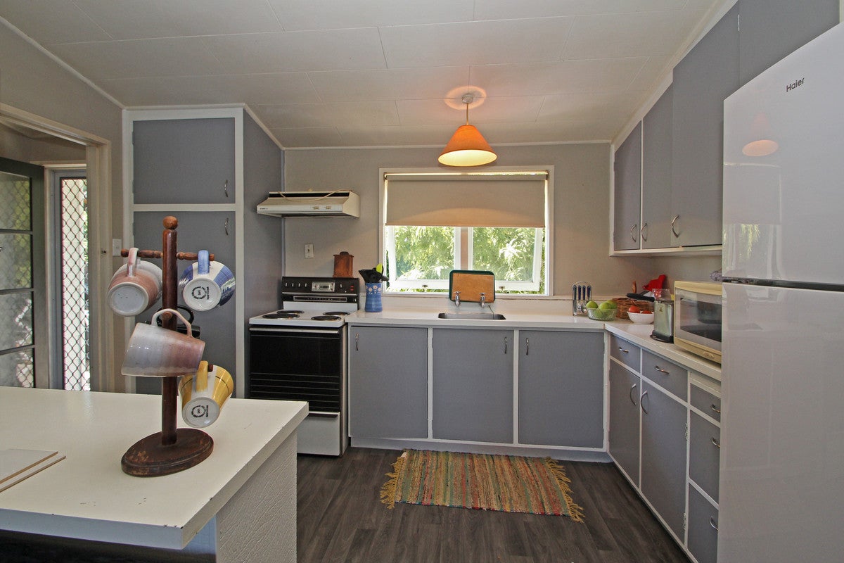 29 Clark Avenue, Pirimai, Napier - Carousel 2