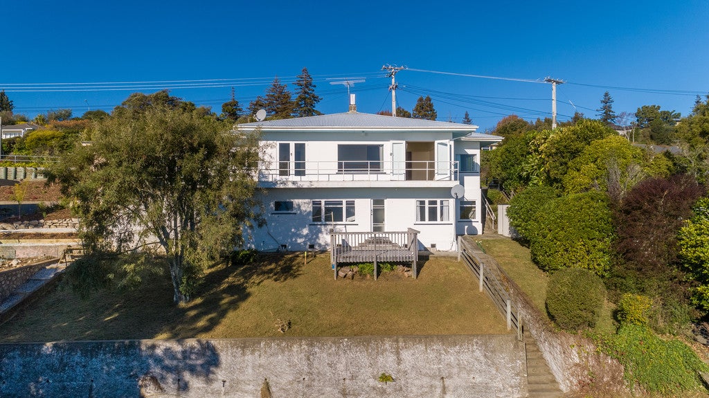1 Moncrieff Avenue, Britannia Heights, Nelson - Carousel 17