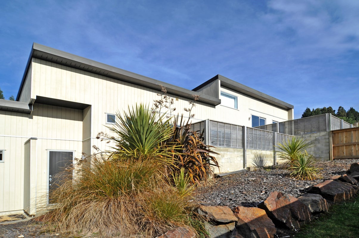 24 Clearwater Street, Broad Bay, Dunedin - Carousel 1