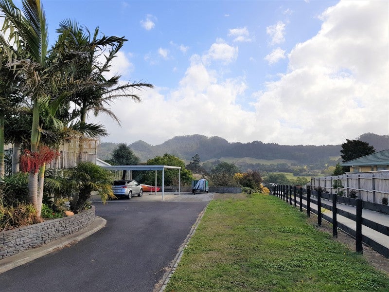 237 Tanners Point Road, Tanners Point, Katikati - Carousel 2