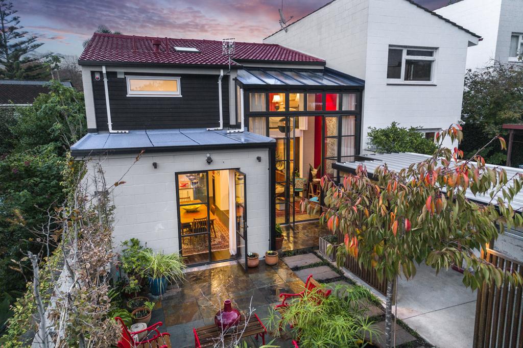 2 Sheridan Lane, Freemans Bay, Auckland - Carousel 18