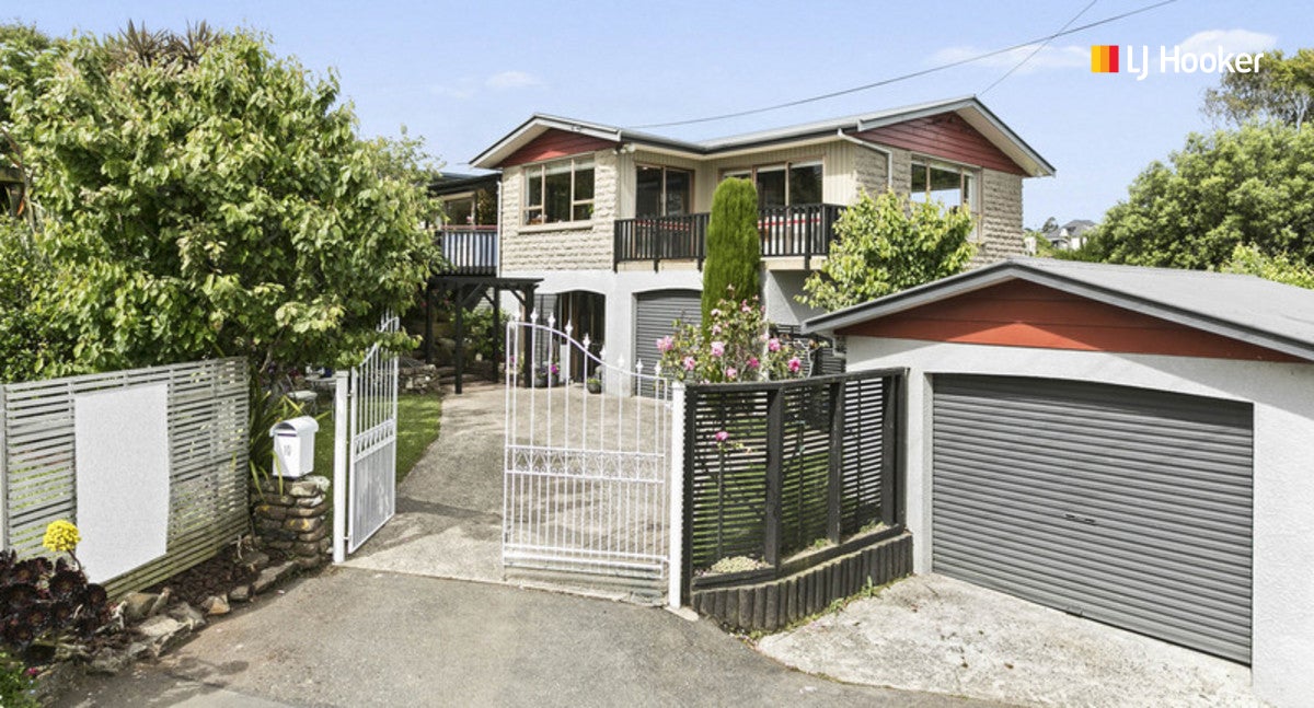 10 Dinmont Street, Waverley, Dunedin - Carousel 1