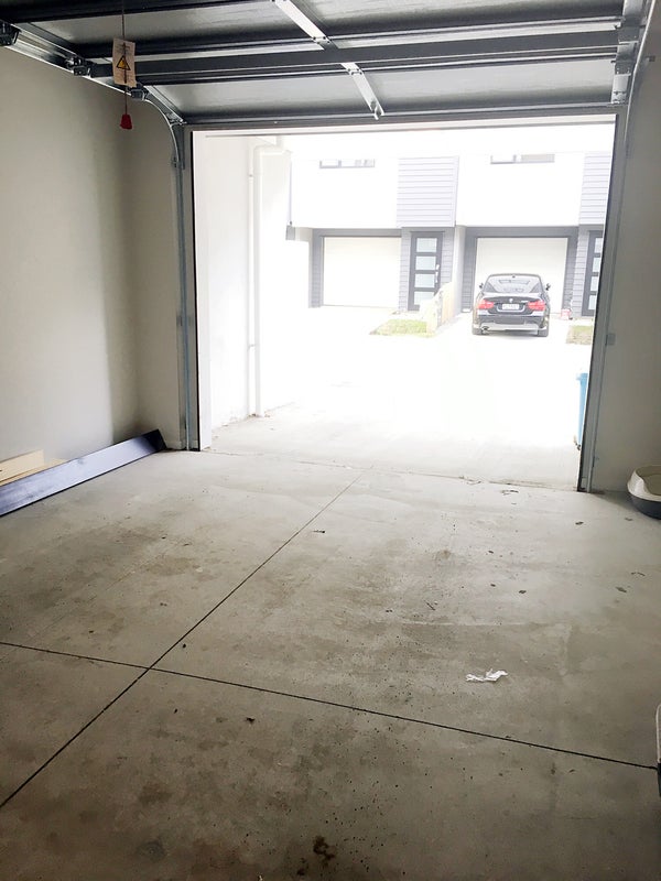 15/5 Perekia Street, Albany, Auckland - Carousel 18