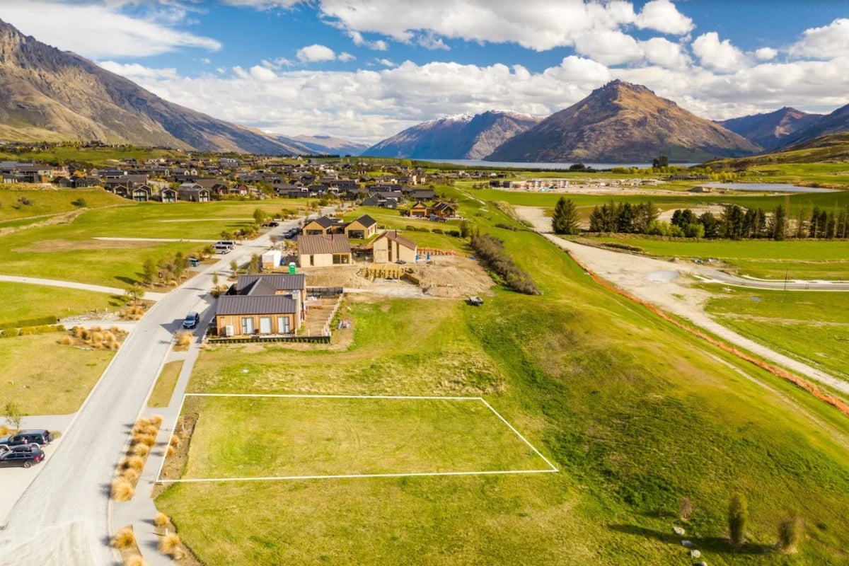 35 Cunninghams Drive, Jacks Point, Queenstown - Carousel 2