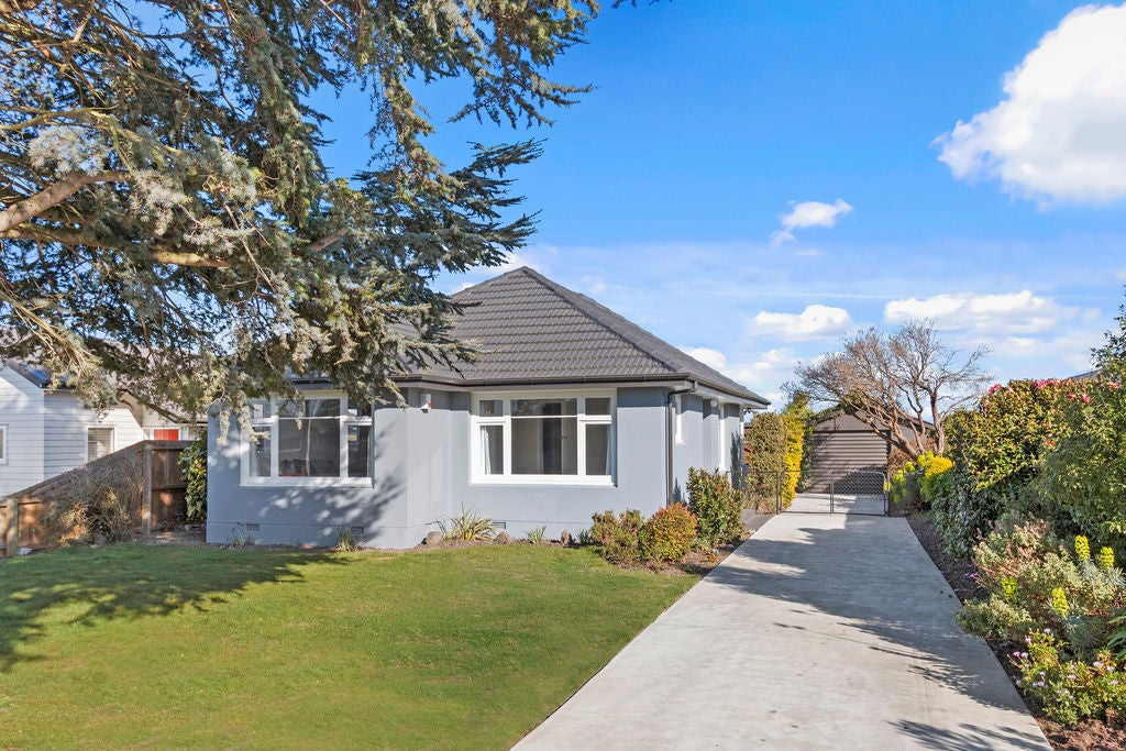 71 Wattle Drive, New Brighton, Christchurch - Carousel 1